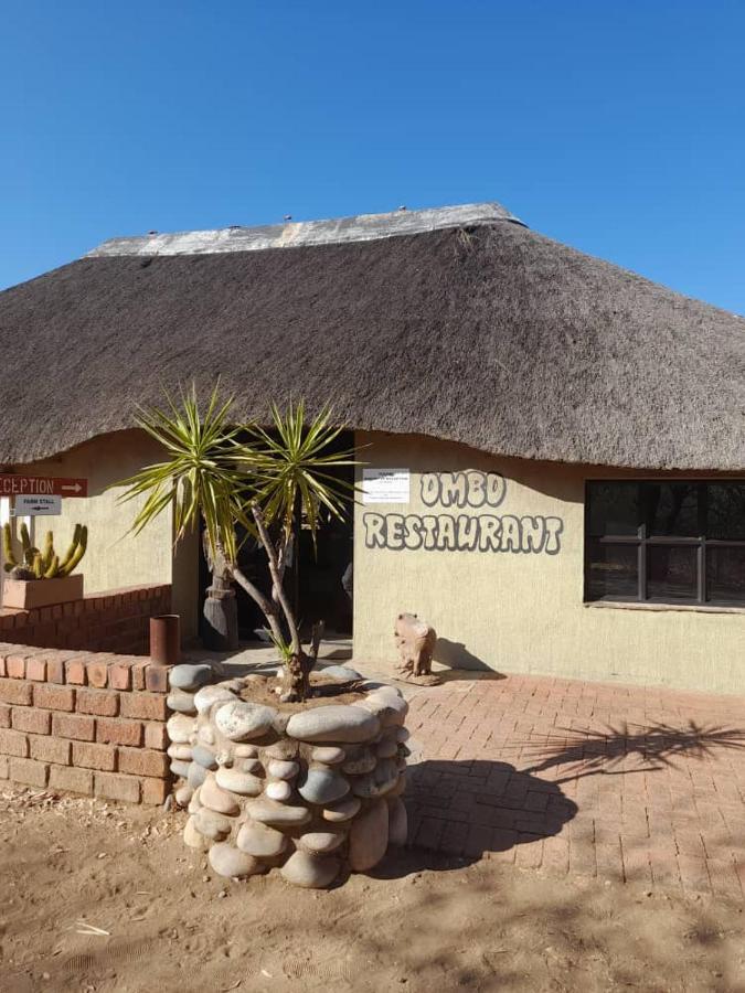 Ombo Rest Camp Hotel Okahandja Bagian luar foto