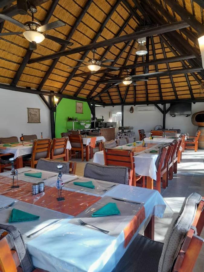 Ombo Rest Camp Hotel Okahandja Bagian luar foto