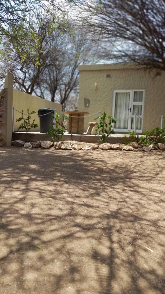 Ombo Rest Camp Hotel Okahandja Ruang foto